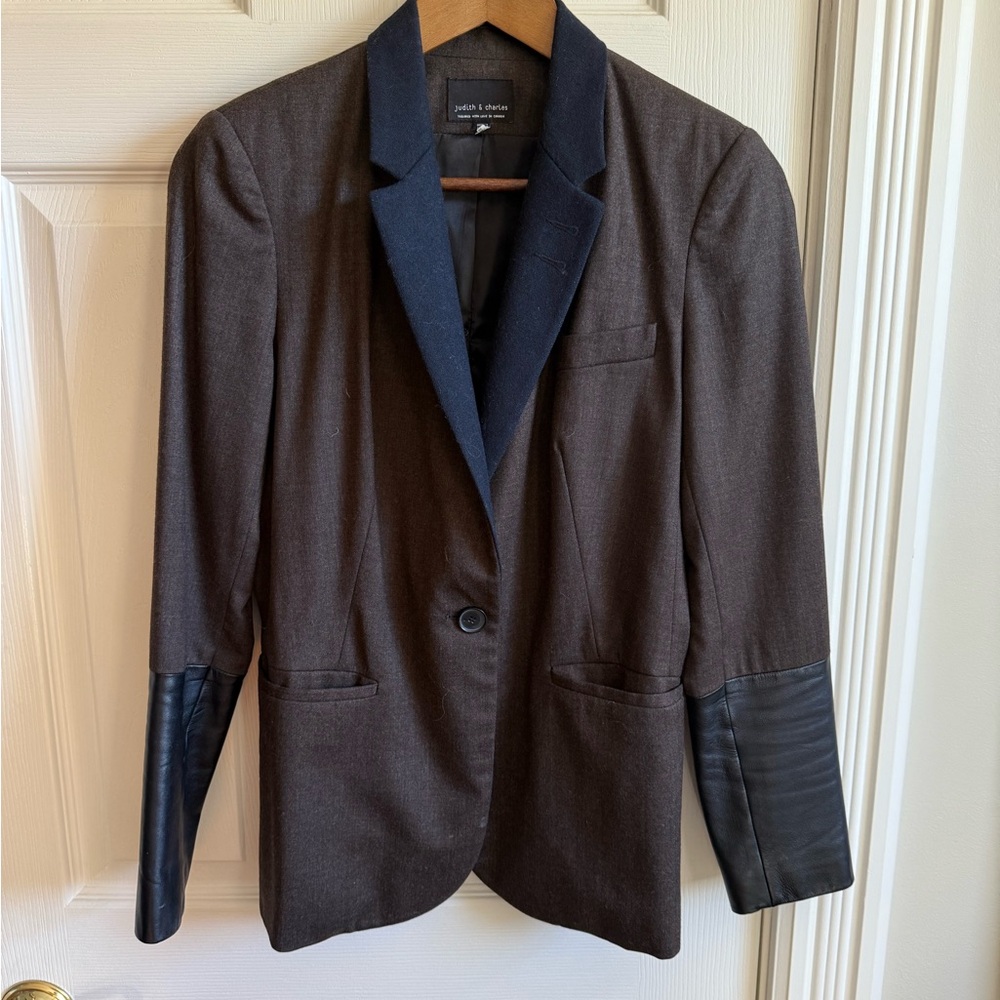 Judith & Charles Women's Blazer